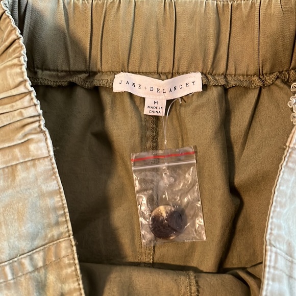 Jane and Delancey skirt.  NWT - Picture 4 of 6